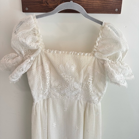 Vintage Bohemian Handmade Crochet Lace Puff Sleeve Wedding Dress XS - Picture 2 of 10